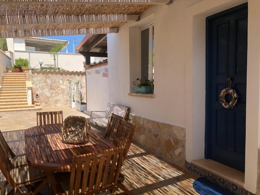 فيلا Cala Marina Holidays ترابيتو المظهر الخارجي الصورة